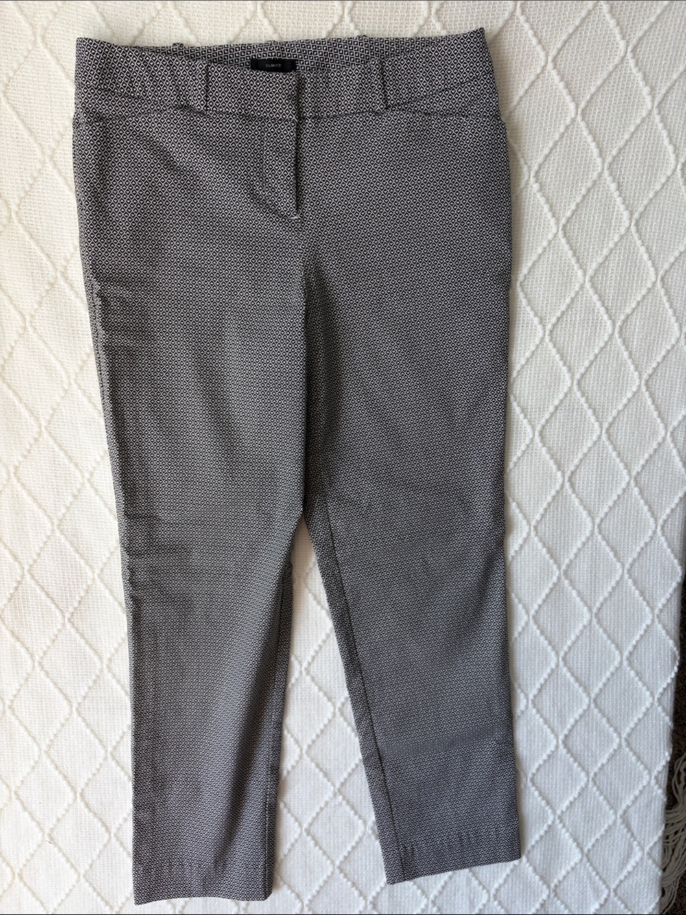 Worthington Gray Cropped Slim Pants